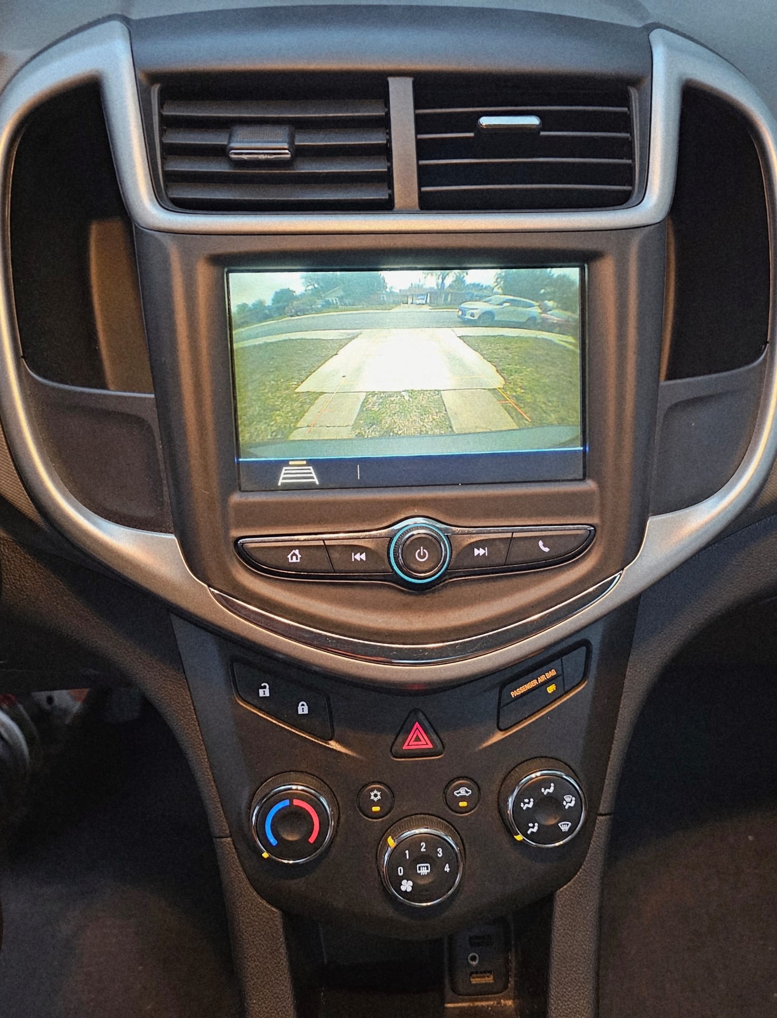 2018 CHEVROLET Sonic photo 6