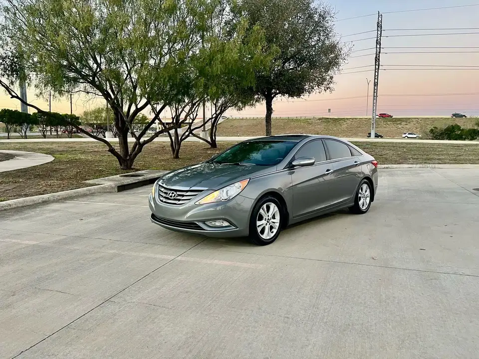 2013 Hyundai Sonata Limited - Photo 4